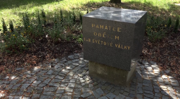 Park v Sadech znovu láká k posezení a odpočinku