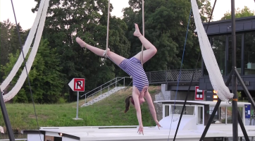 Návštěvníci Baťova kanálu mohli vidět Cirkus na vodě