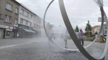 Mlžná brána před tržištěm je opět v provozu