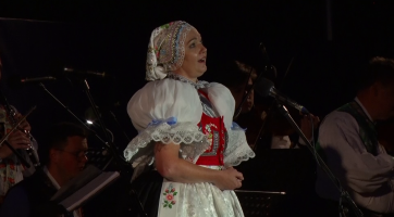 Na XXI. Slováckém roku vystoupilo tři a půl tisíce krojovaných