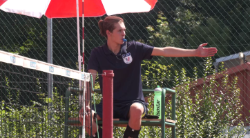 Volejbalový turnaj smíšených družstev ovládla Modrá křídla