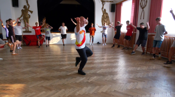 Kurzy verbuňku vede i porotce verbířských soutěží