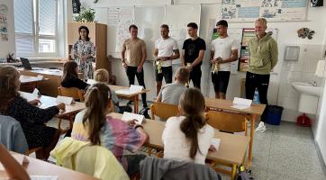 Zpátky do lavic. Ševci ve sportovních třídách zahájili nový školní rok