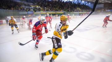 Vsetín ve šlágru podlehl Porubě a přišel o první místo, Berani vyhráli v Prostějově