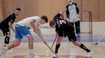 Florbalisté Otrokovic si připsali první venkovní výhru. Zápas proti Hradci režíroval hattrickem kapitán Gál
