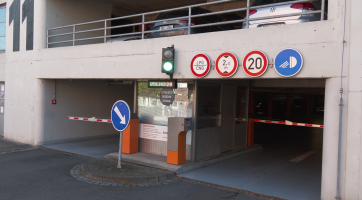 Fanoušci zlínského hokeje opět zaparkují auta bez poplatku 