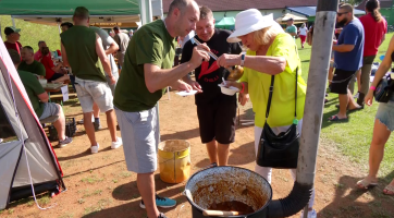 Na hřišti v Havřicích vypukl souboj vařeček