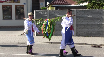Tradiční vinobraní v Lužicích nabídlo zábavu i pohárek vína 