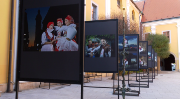  Slavnosti vína doprovodily i dvě výstavy