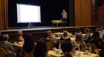 Uherskobrodská radnice lidem nabídla přednášky na téma závislost