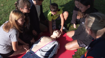 Táborovou základnu otrokovického Sluníčka obsadily složky IZS