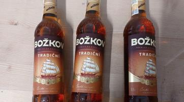 Nejdřív chtěl ukrást alkohol, pak si opilý Zlíňan lehl na frekventovanou silnici. Strážníkům řekl, že je hloupý