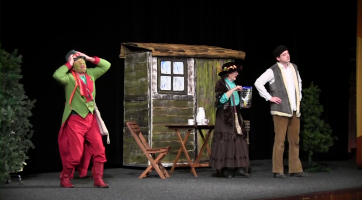 Noc divadel v Hodoníně patřila dětem i divadelní klasice 