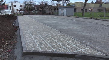 Na sídlišti Zahradní v Kyjově vyrůstá nové parkoviště