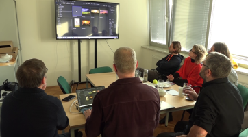 Porota Ohlédnutí se musela probrat stovkami fotografií