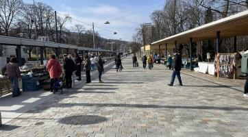 Více zákazníků i gastronomických akcí. Zlínská radnice chce zatraktivnit Tržiště Pod Kaštany