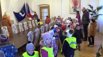 Děti z MŠ Střed zjišťují, kde pracují jejich rodiče