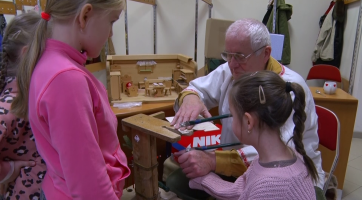 Hračkářská dílna děti seznámila s životem na gruntě
