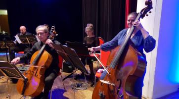 Také staroměstská radnice pozvala veřejnost na ples města