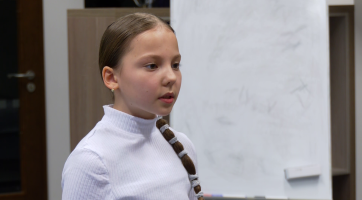 Mladí recitátoři obsadili celou knihovnu