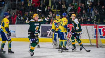 Hokejisté Vsetína přehráli Přerov a v semifinále vyzvou Jihlavu 