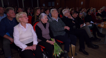 Žáci základních škol prezentovali Příběhy našich sousedů