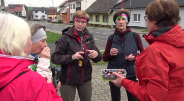 Turisté se vydali na cestu kolem Hlubočku  
