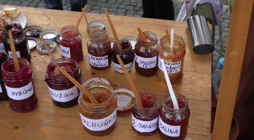 Předvelikonoční jarmark nabídl kulturu, tvoření i košt marmelád