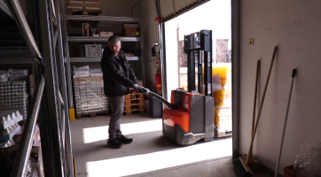 Zaměstnanci krajského úřadu uspořádali velikonoční sbírku pro potřebné