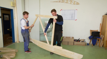 Studenti se rozhodli sestavit historickou repliku kluzáku Zlín V-37