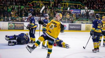 Vsetín v úvodním finále deklasoval Zlín 8:1 a v sérii získal první bod 