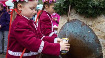 Otevírání pramenů zahájí koncert Anety Langerové. Přijede i továrník Baťa s prezidentem Masarykem
