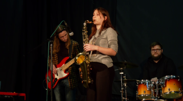 Žáci ze ZUŠky hráli jazz