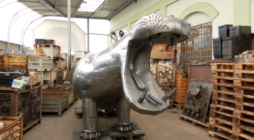 Ke Dni Země si v Kovozoo nadělili kovového hrocha Huga