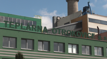 30 metrů vysoký kotel teplárny prochází přestavbou