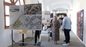 Lidé si mohou prohlédnout návrhy na rekonstrukci Masarykova náměstí