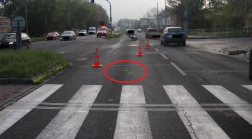 Policie hledá svědky dopravní nehody v Prštném, kde se srazil motocyklista s chodkyní