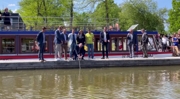 Odemčení vodní cesty přilákalo do Veselí tisíce lidí