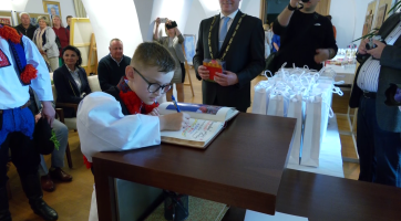 Jízda králů začala přijetím krále Patrika Libosvára a jeho družiny