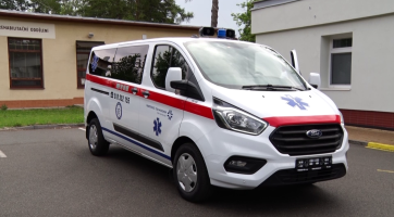 Nová sanitka bude pomáhat novorozencům