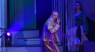 Slovácké divadlo uvedlo světovou premiéru hudební komedie Zapeklitě!