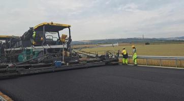 Po dálnici D55 mezi Starým Městem a Moravským Pískem se řidiči poprvé projedou letos v prosinci