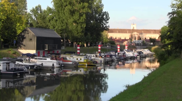 Ve veselském přístavu začaly hudební večery 