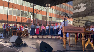 Vsetínský krpec vzdal hold velkým zpěvákům Valašska