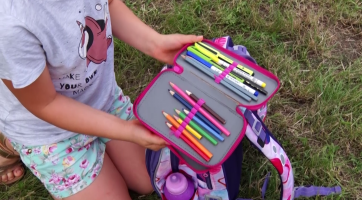 O pastelkovné mohou rodiče prvňáčků žádat do konce prázdnin