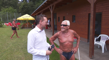 Na koupališti ve Slavičíně slouží nejstarší plavčík v republice