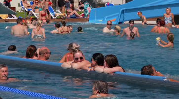 Návštěvnost brodského koupaliště míří díky počasí k absolutnímu rekordu