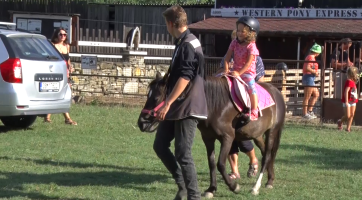 Veselský hrnéček vykouzlil na břehu Moravy westernovou atmosféru