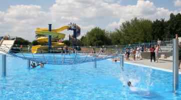 Koupací sezóna ve Veselí byla letos rekordní