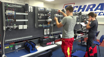 Elektrikáři ze tří zemí soutěžili na rožnovské průmyslovce